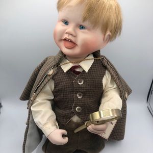 Knowles Ashton Drake l Doll Little Sherlock